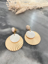 Charger l'image dans la galerie, Boucles d'oreilles Luziennes